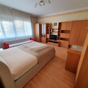 M - Info Park Apartman Budapest