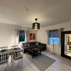 Fresh And Cozy Little House 45km In Taby Stockholm