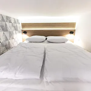 Apartment Zeus Design, Vienna